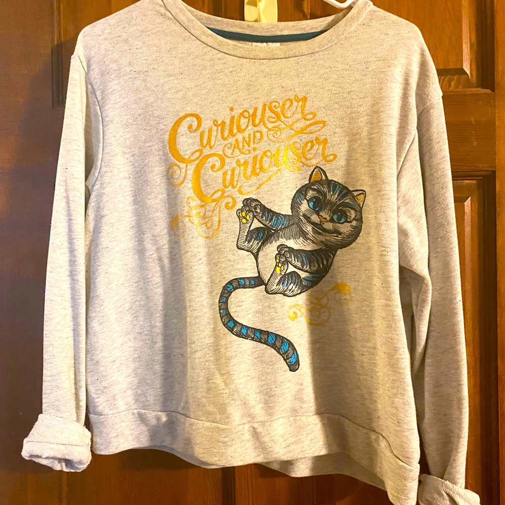 Disney’s Alice in Wonderland Cheshire Cat Sweatshirt Women’s Size Medium
